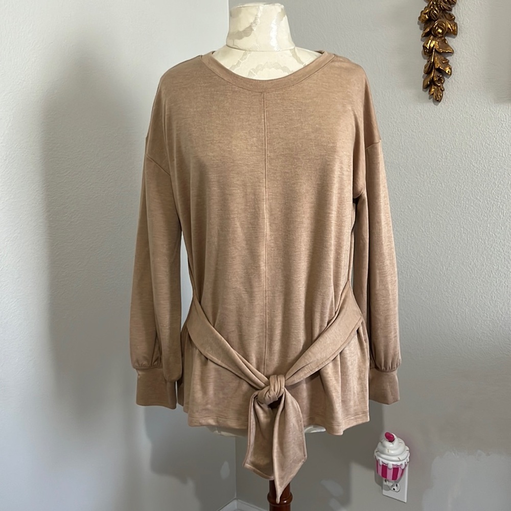 Liz Claiborne- woman’s blouse